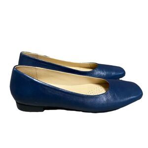 Trotters Honor Navy Leather Flat Size 9N NIB